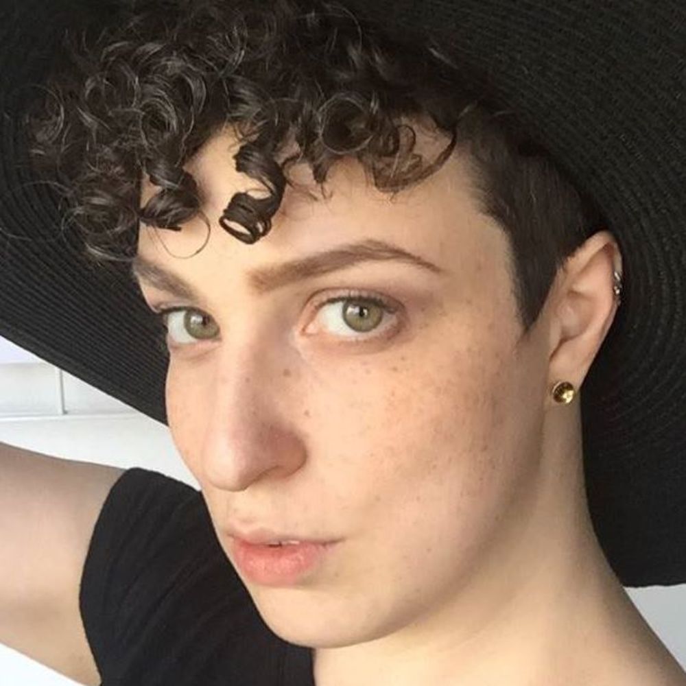 Meet your Posher, Kelly